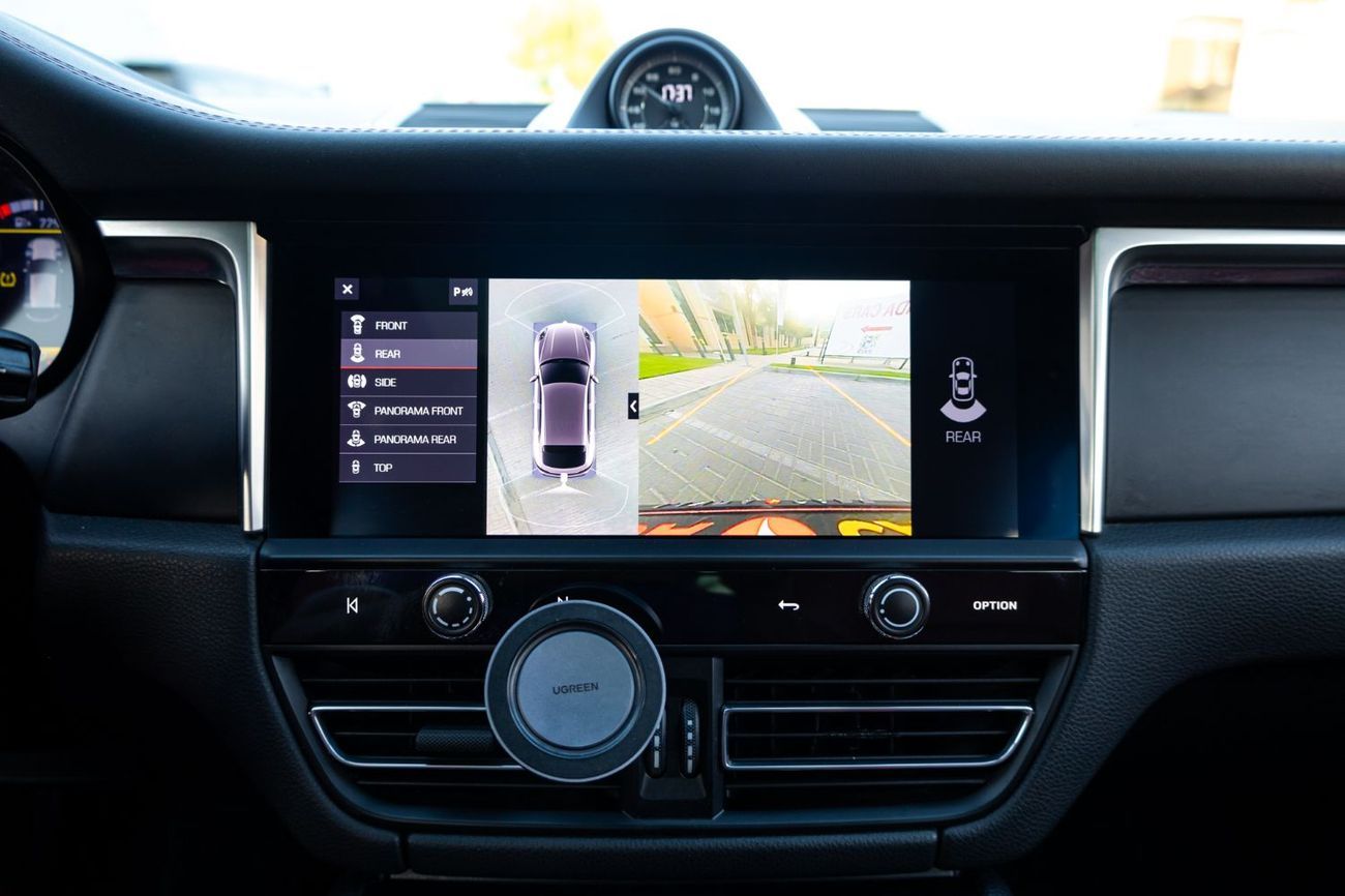 Porsche Macan T 2.0L (260 HP)