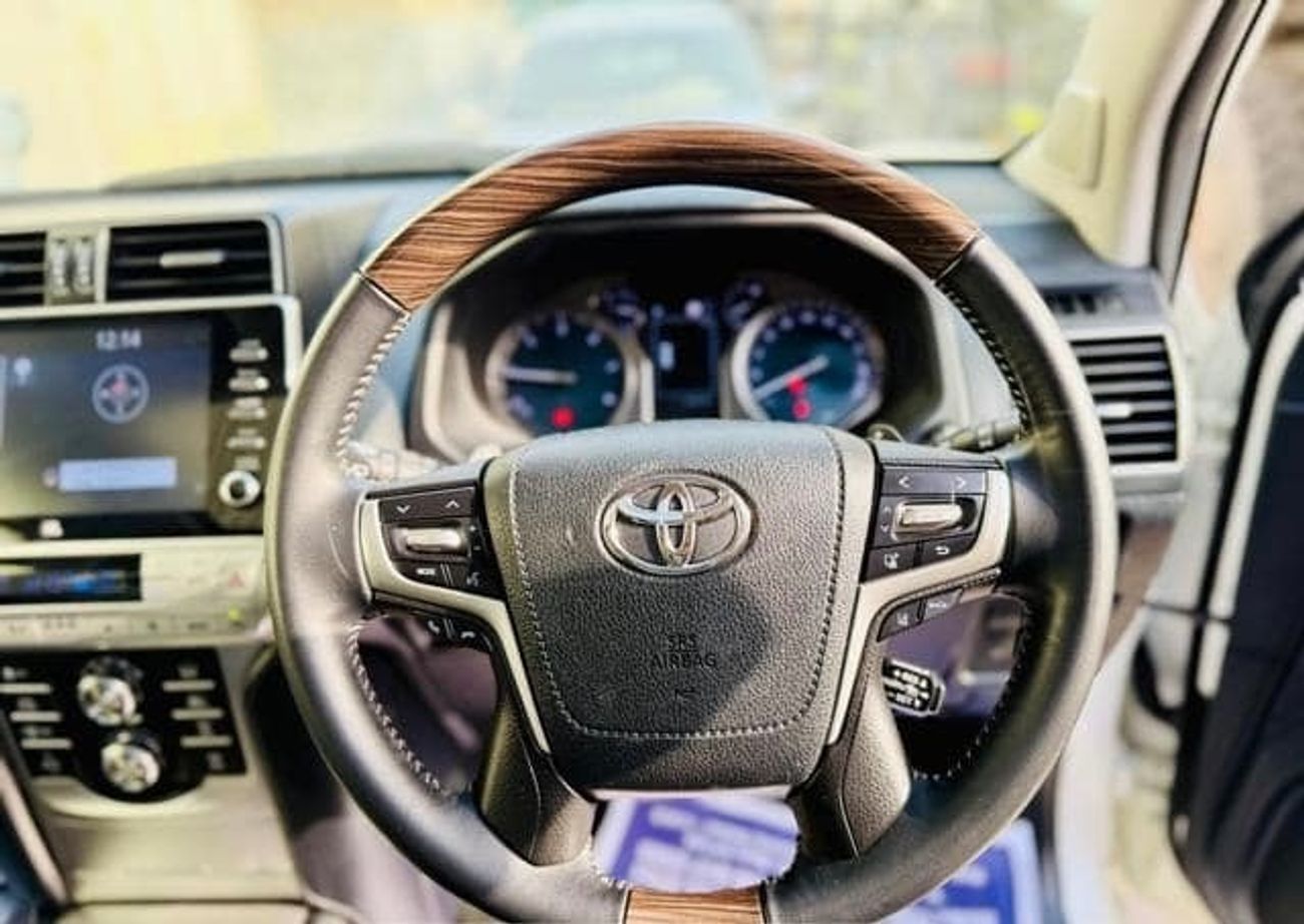 تويوتا برادو Kakadu 2018 Model Diesel Engine Full Option Top Of The Range