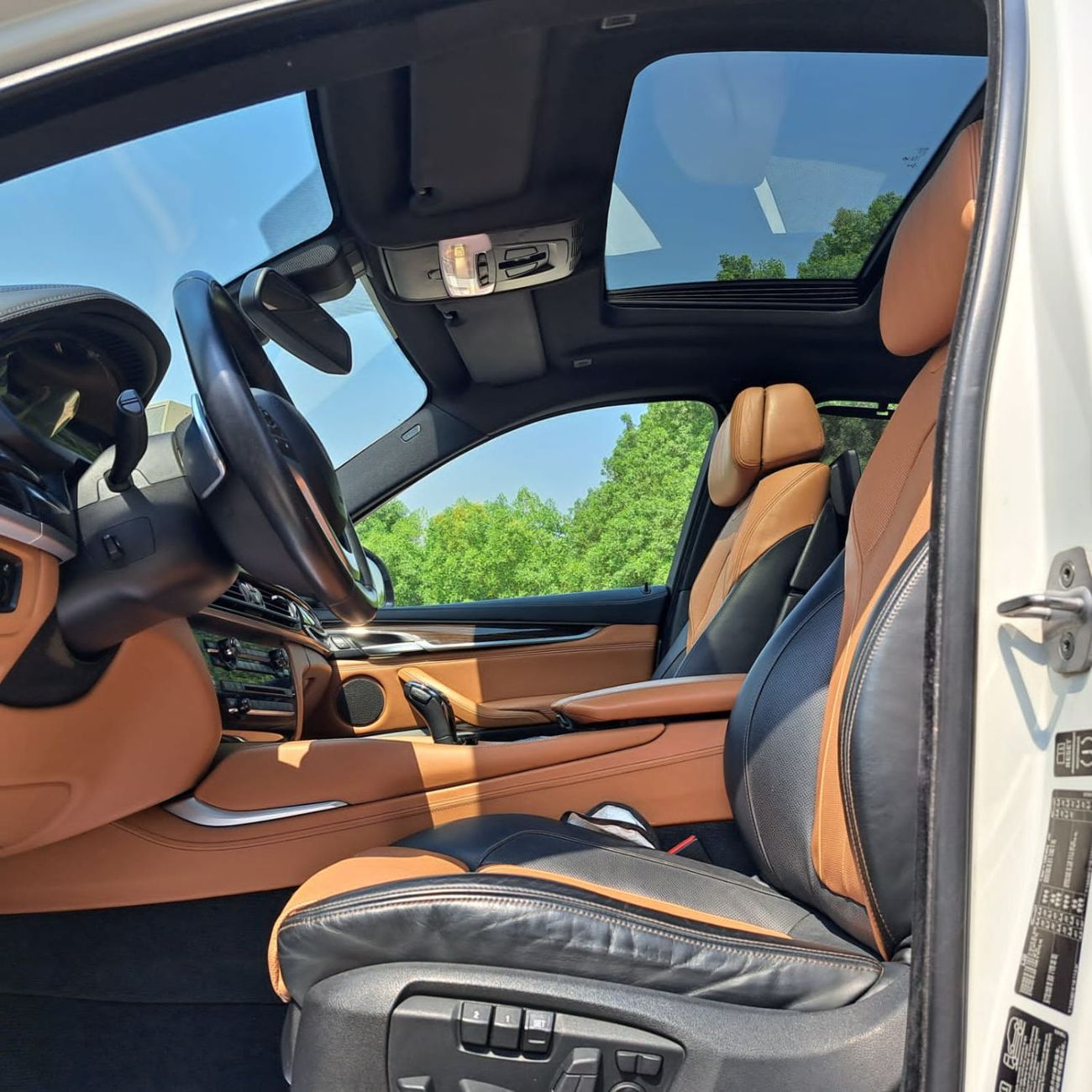 بي أم دبليو X6 50i Luxury 4.4L