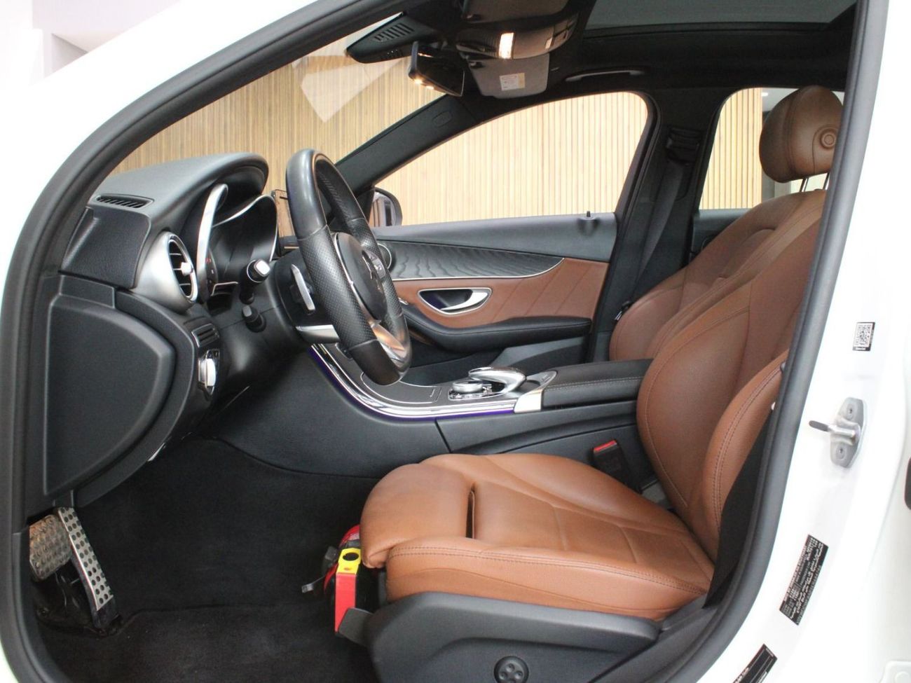 مرسيدس بنز C 200 افانتجارد