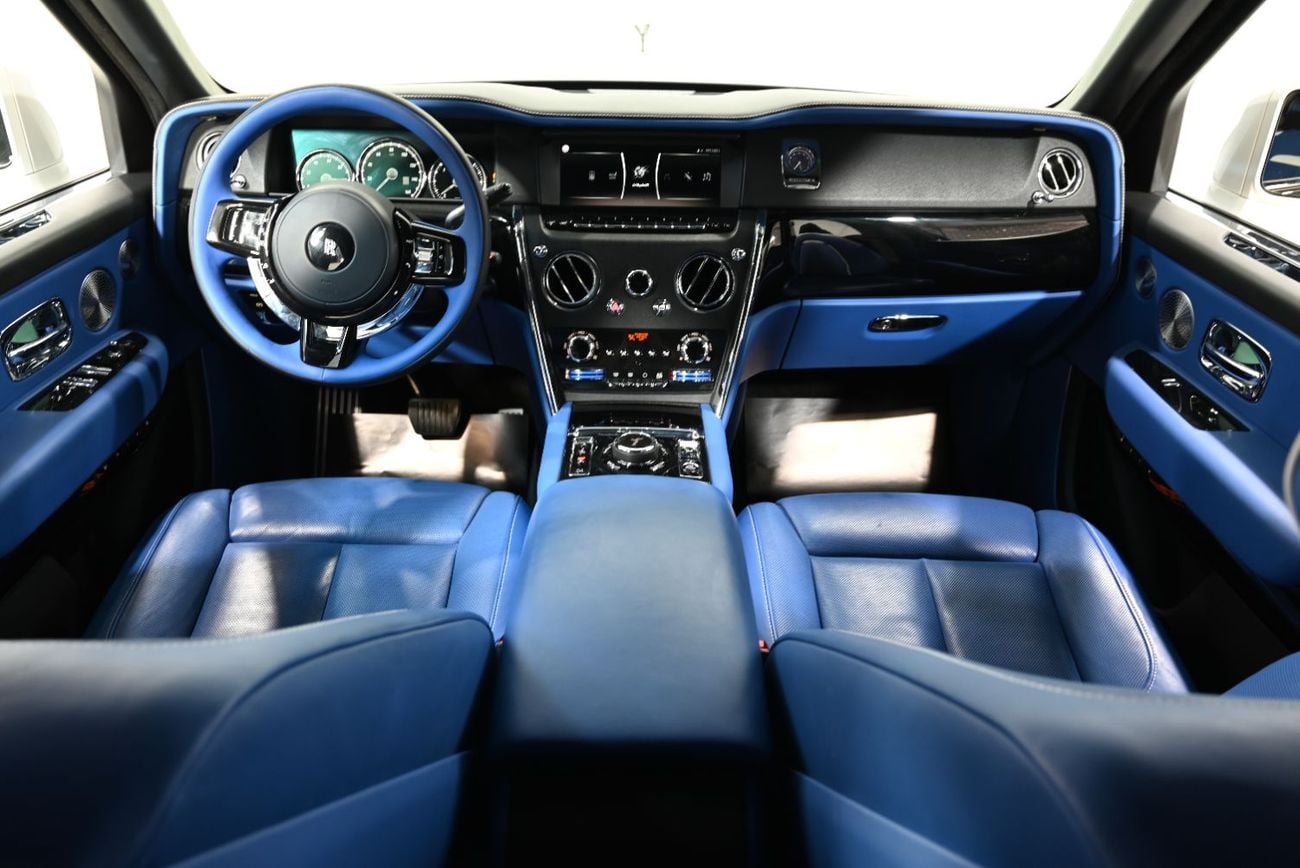 Rolls Royce Cullinan 2022 Rolls Royce Cullinan 2026 Facelift, 1 Year Warranty, Service History, Clean Title