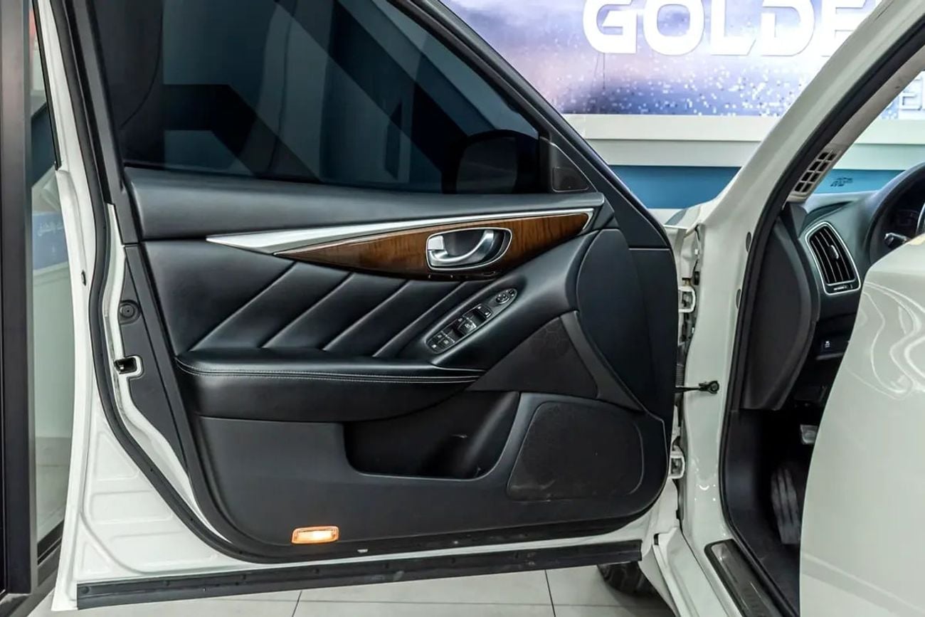 Infiniti Q50 Turbo 2.0L 3.0L Twin Turbo