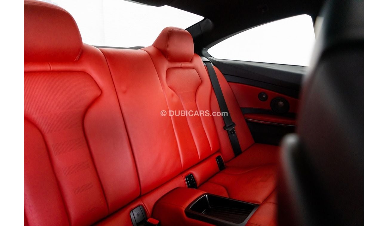 BMW M4 Std 2016 BMW M4 Coupe / Akrapovic Exhaust / Full-Service history