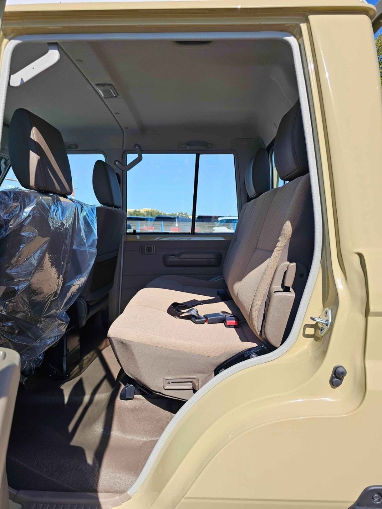 تويوتا لاند كروزر بيك آب DOUBLE CABIN / 4.0L V6 PETROL A/T 4WD / SNORKEL, POWER WINDOWS  (CODE # STD-E)