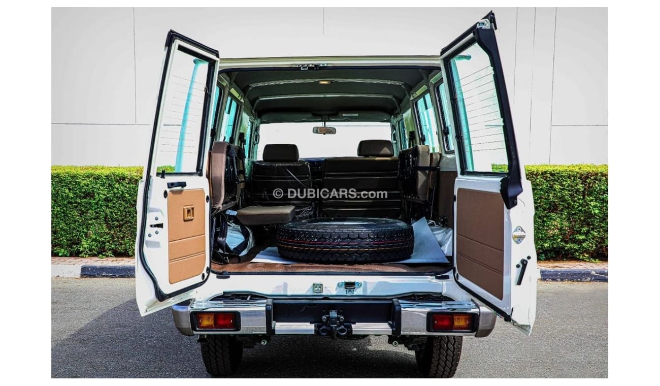 Toyota Land Cruiser 70 2022 Toyota LC78 4.5L Hardtop - 9 STR | AC | Manual