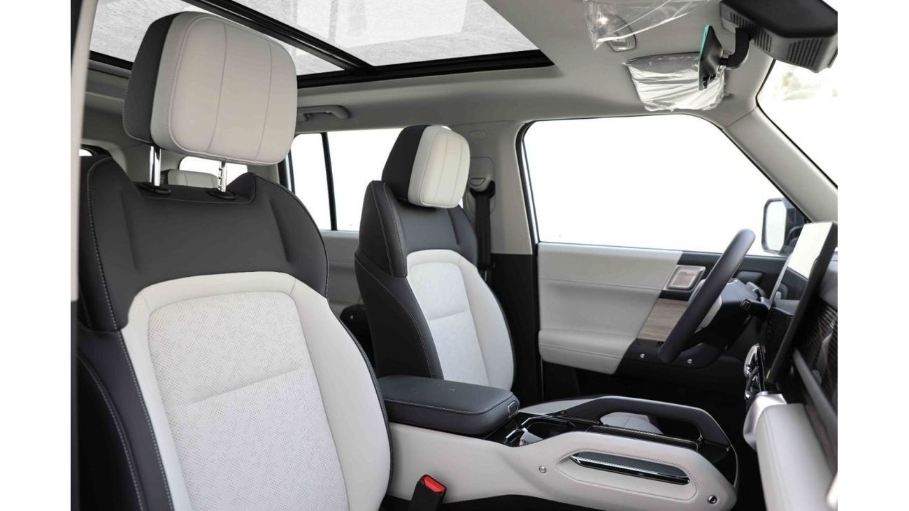 Chery iCar 03 2024 ICAR EQ3 V2 Long Range - Silver inside White | Export Only