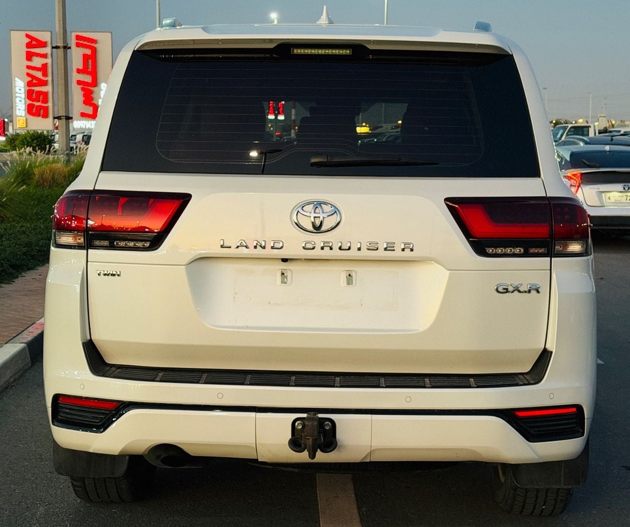 تويوتا لاند كروزر GXR 3.5L