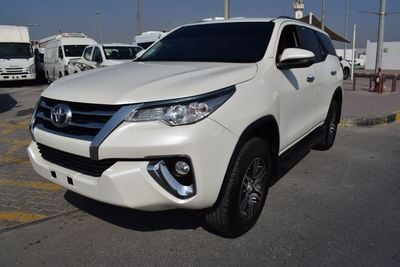 Toyota Fortuner Toyota Fortuner EXR 2.7L (160 HP), model:2019. Excellent condition