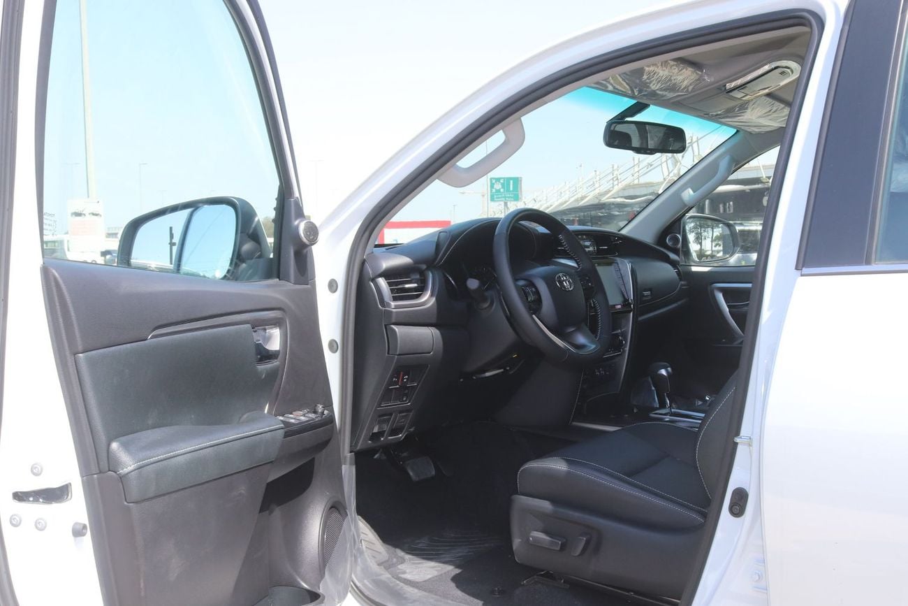 Toyota Fortuner 2026 Model Toyota Fortuner, 4.0L Petrol 4WD 6A/T