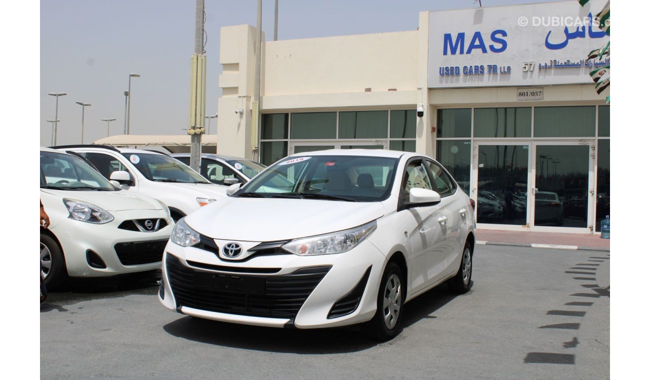 Toyota Yaris SE ACCIDENTS FREE - GCC - CAR IS IN PERFECT CONDITION INSIDE OUT
