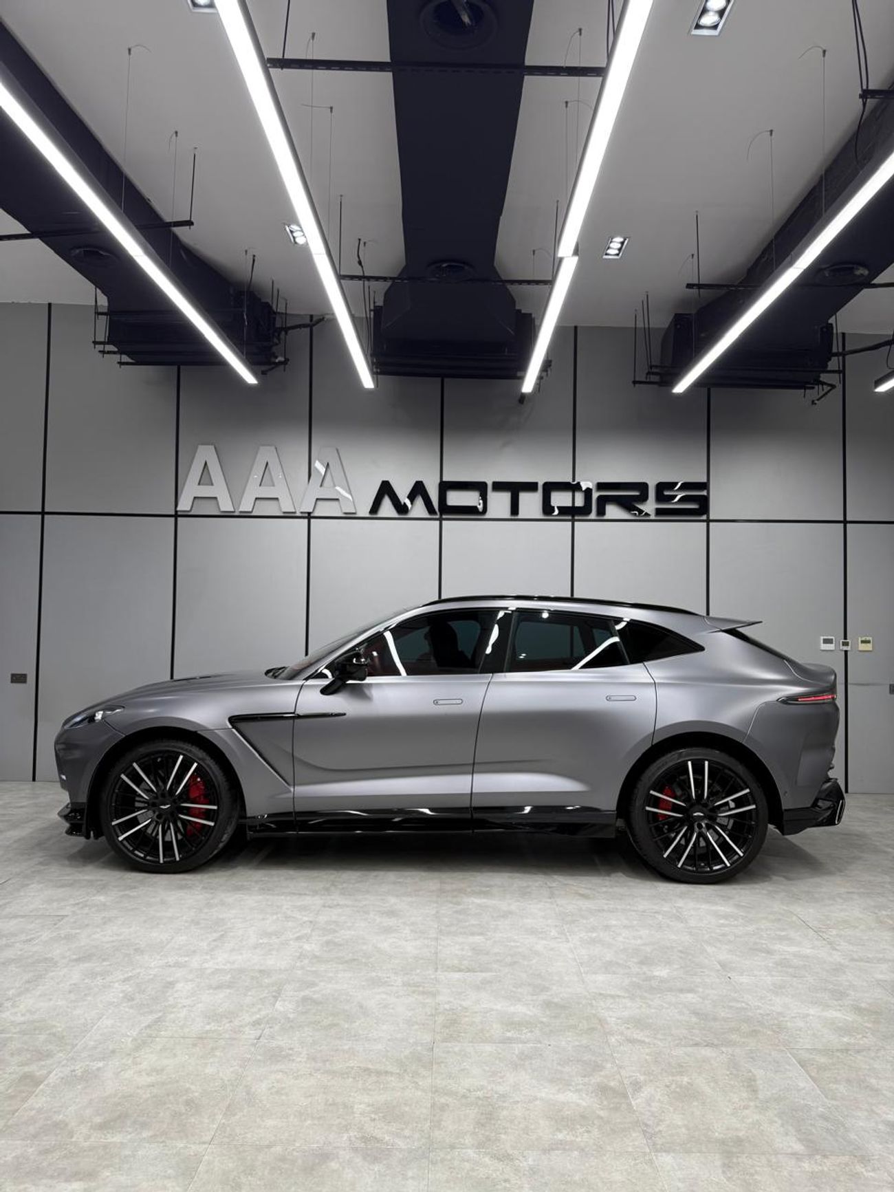 Aston Martin DBX 707 | GCC Specs | Dealer Warranty & Service Contract