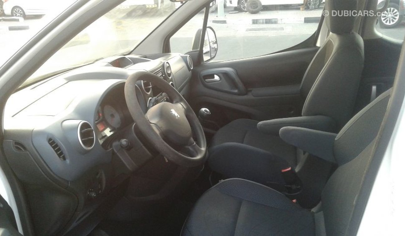 بيجو بارتنر تيبي ديزل ابيض 2010