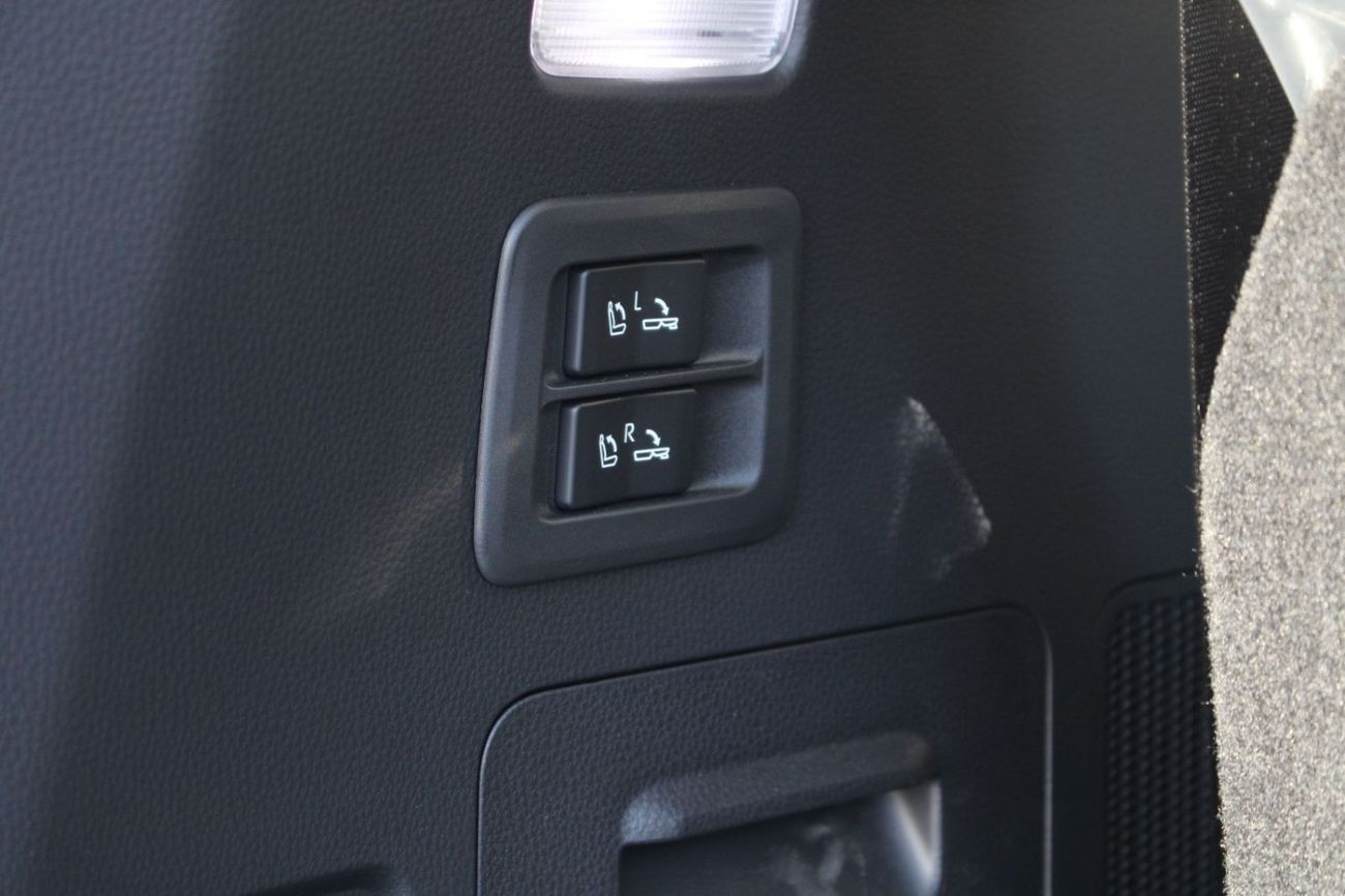 Toyota Land Cruiser TOYOTA LANDCRUISER 300 3.3L V6 DIESEL 4WD VXR- Z