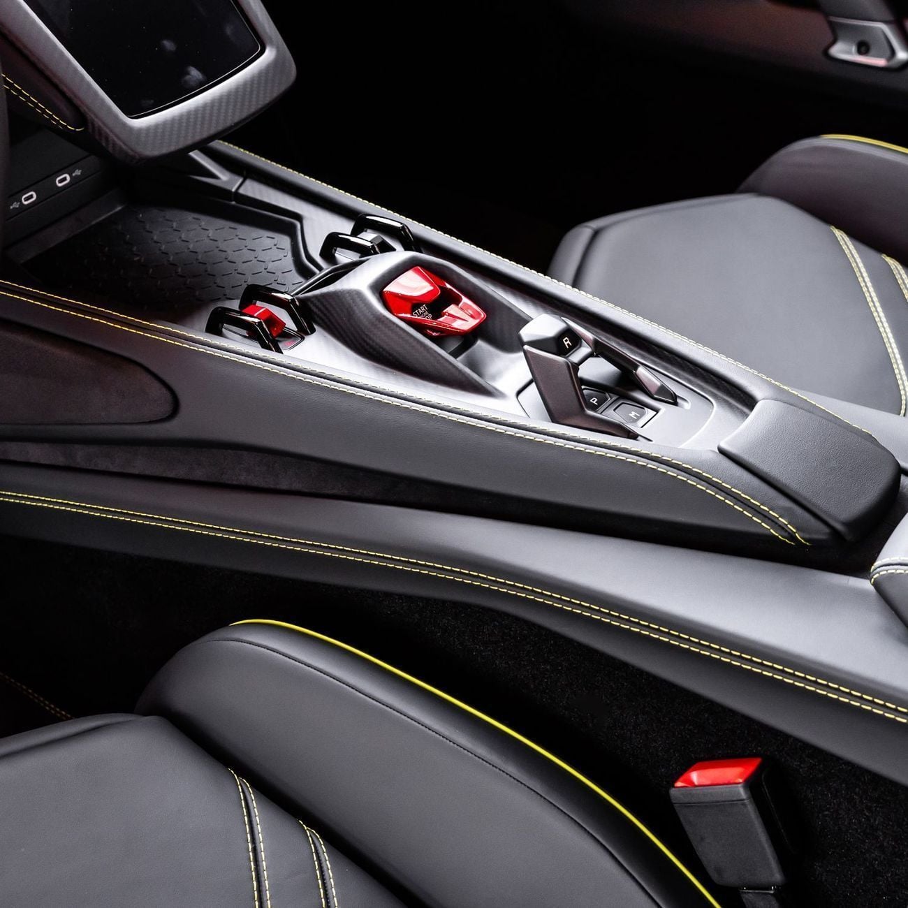 لامبورغيني ريفويلتو SPORTIVA 2024 LAMBORGHINI REVUELTO BRAND NEW ( FREE SERVICE CONTRACT )