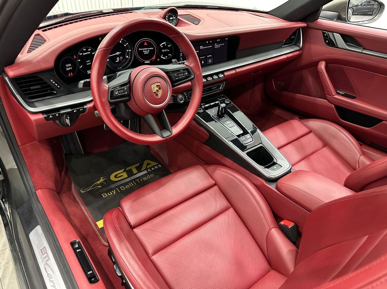 Porsche 911 2020 Porsche 911/992 Carrera S, June 2025 Porsche Warranty, Full Porsche Service HIstory, GCC