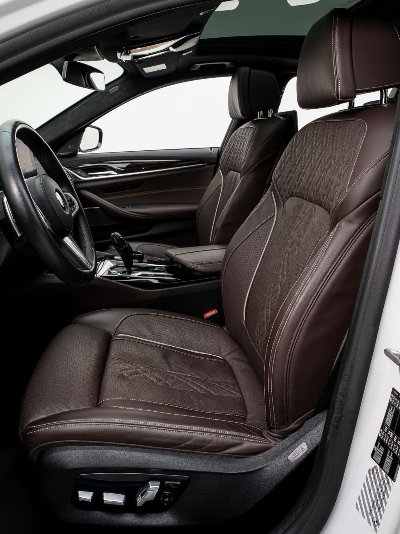 بي أم دبليو 540i M SPORT COMFORT
