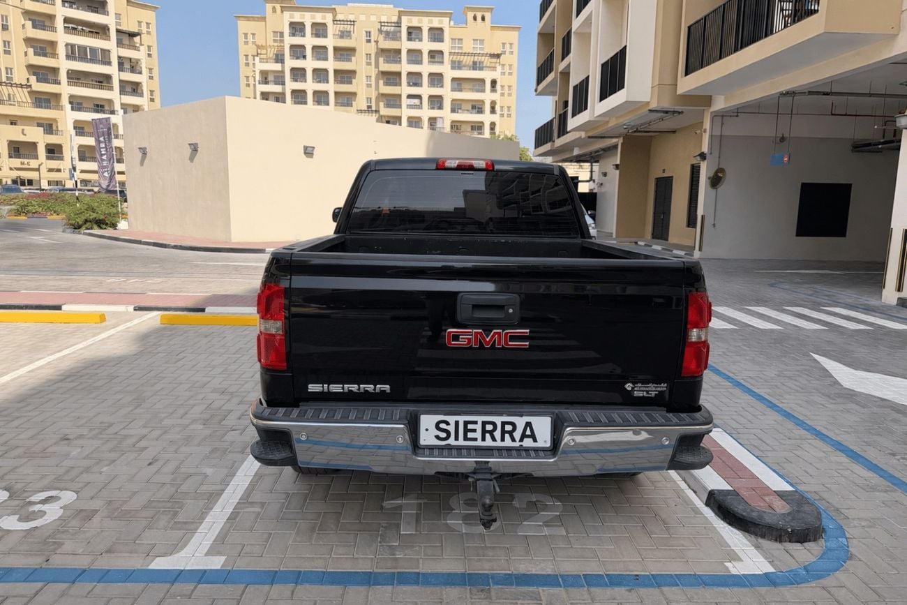 GMC Sierra 1500 SLT 5.3L Double Cab Utility 2015 GMC Sierra 1500 SLT 5.3 V8 | 1 Owner | Full Option | Passing T