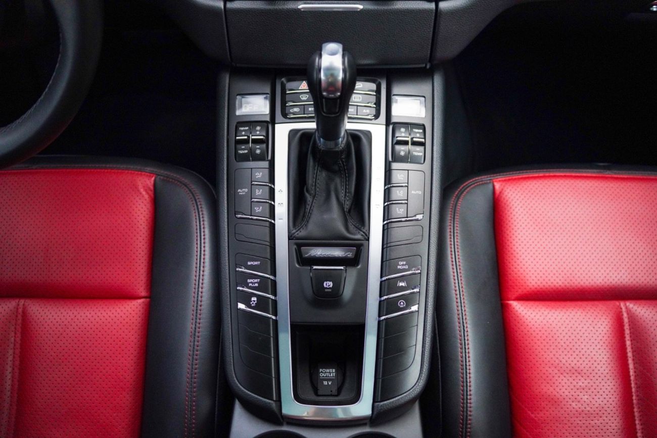 بورش ماكان Std 2.0L (260 HP)