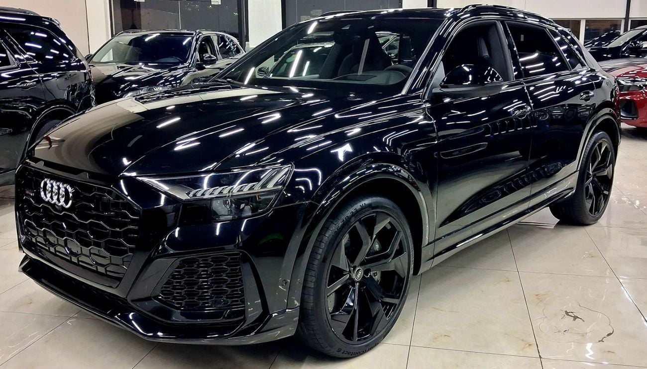 أودي RSQ8 STD