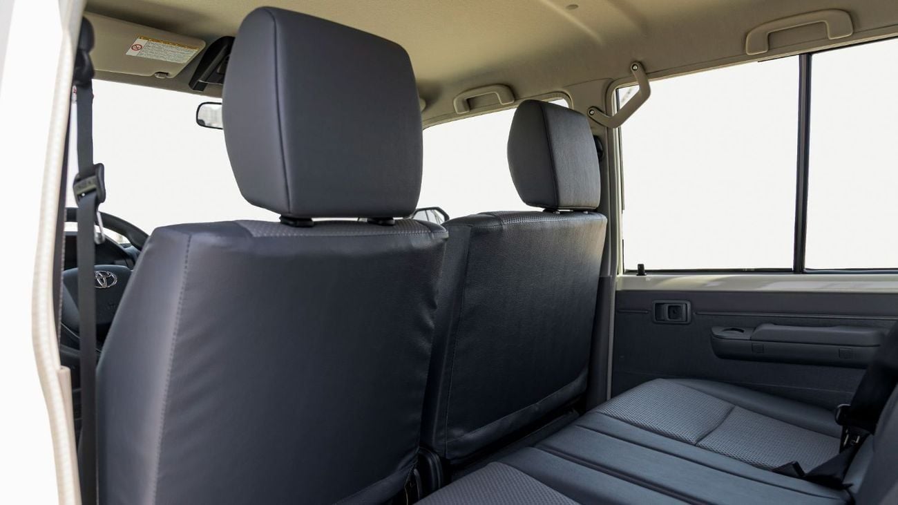 Toyota Land Cruiser 70 