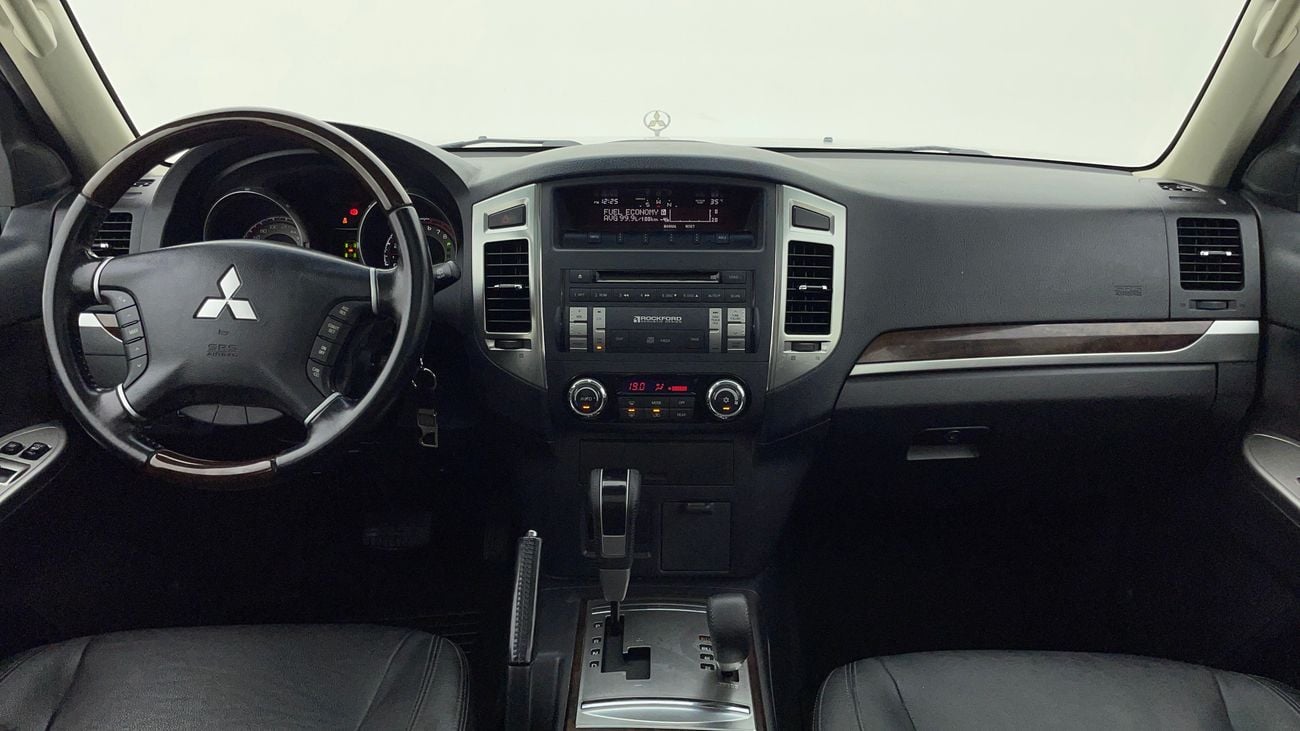 Mitsubishi Pajero GLS TOP 3.5 | Zero Down Payment | Free Home Test Drive