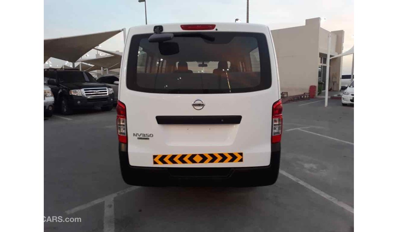 Nissan Urvan سياره نظيفه جدا بدون حوادث بحاله ممتاذه صبغة وكاله