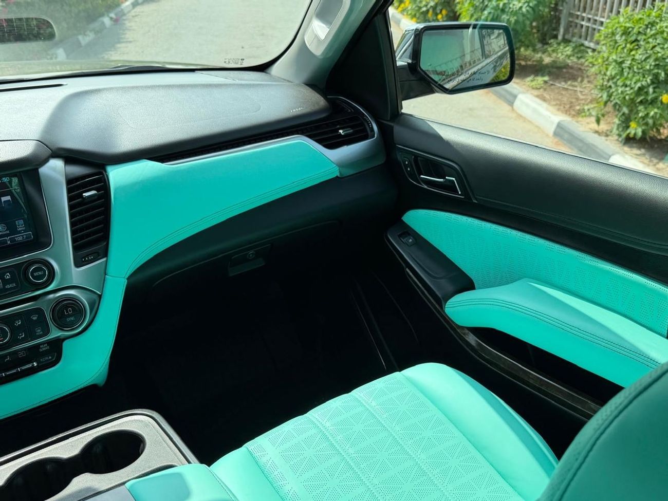 شيفروليه تاهو LS 5.3L 4WD (8 Seater)