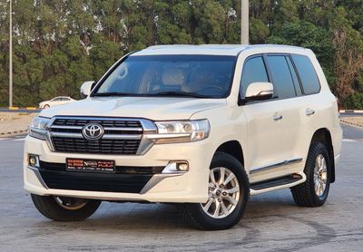 تويوتا لاند كروزر VX.R V8 upgrade 2021