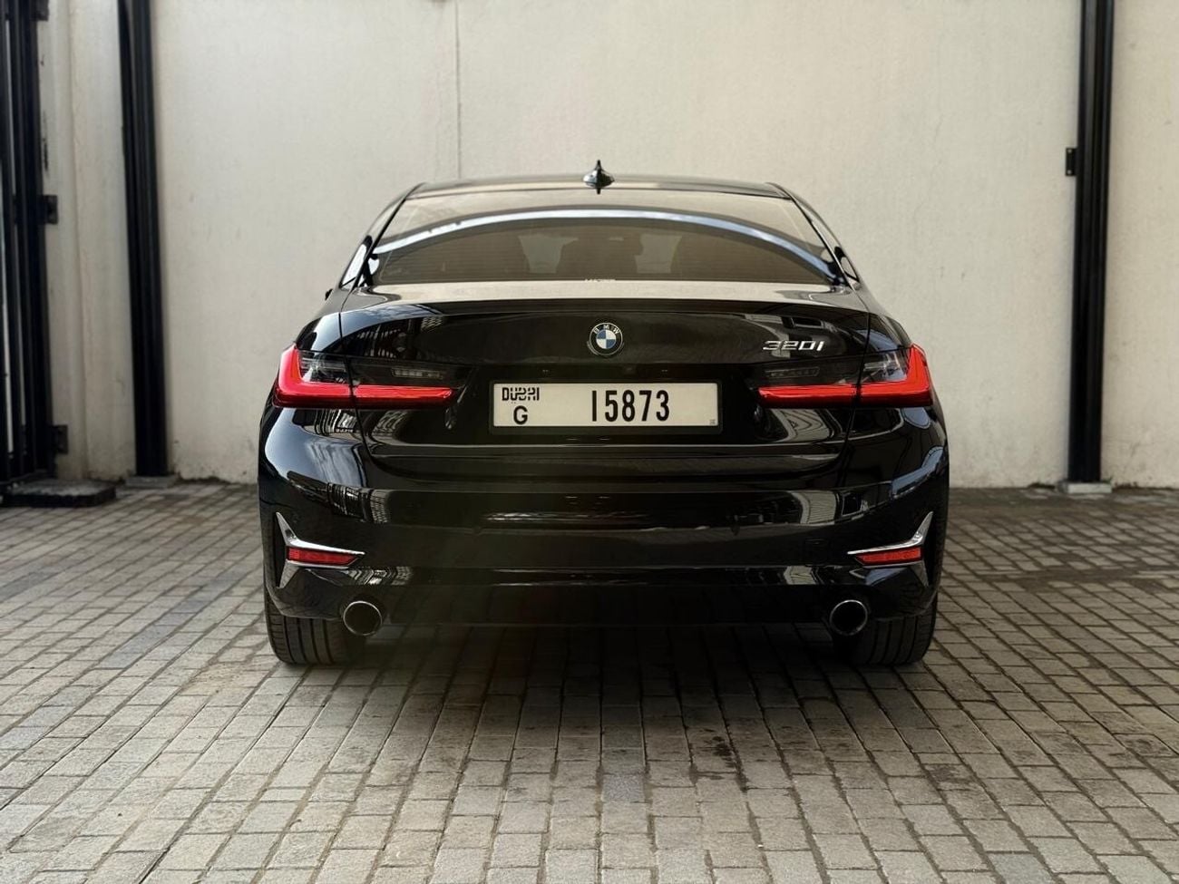 بي أم دبليو 320 Exclusive 2.0L