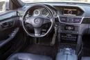 مرسيدس بنز E 350 Mercedes-Benz E350 2010, 3.5L V6, Automatic, RWD. Mileage: 180,000 km. Excellent condition inside an