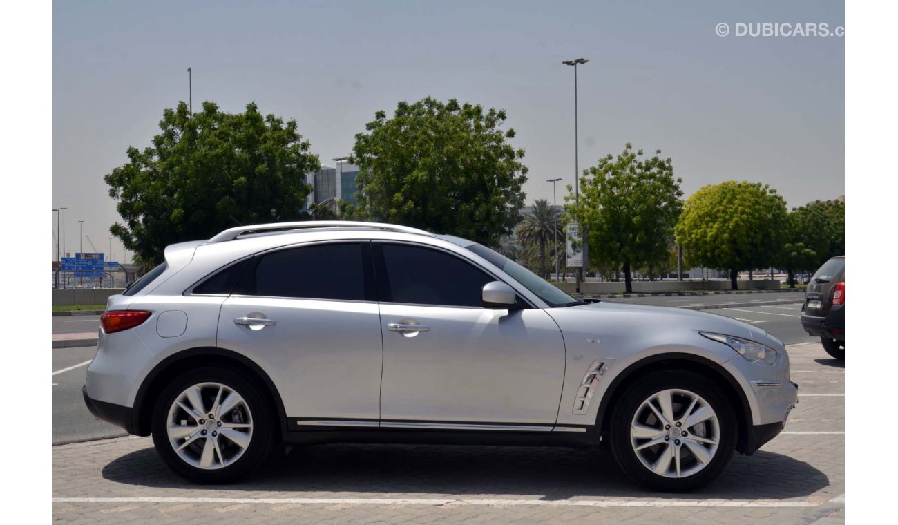 Infiniti QX70 Full Option in Perfect Condition