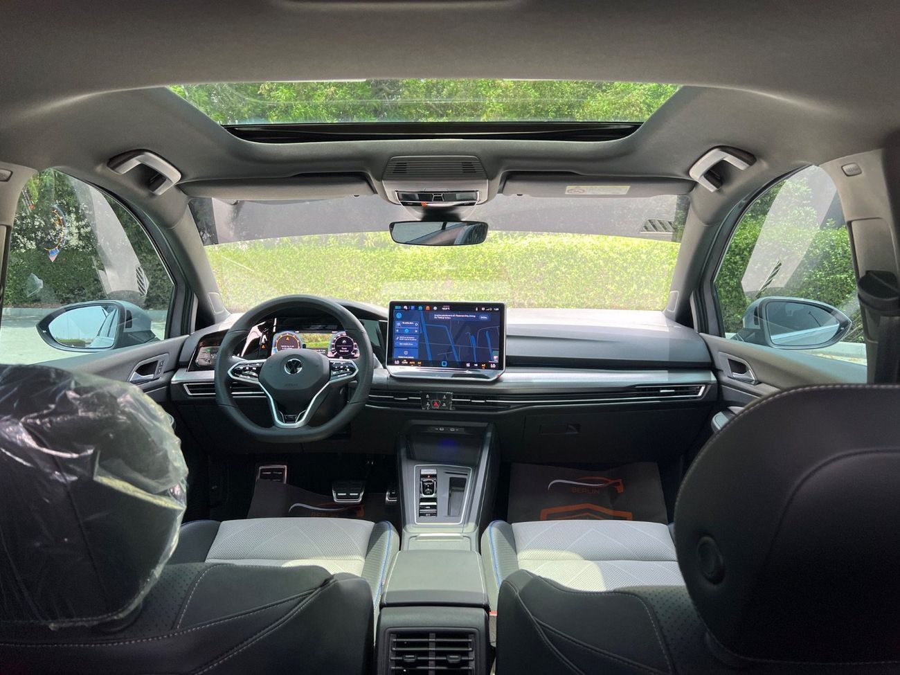 فولكس واجن جولف ار Base 2.0T