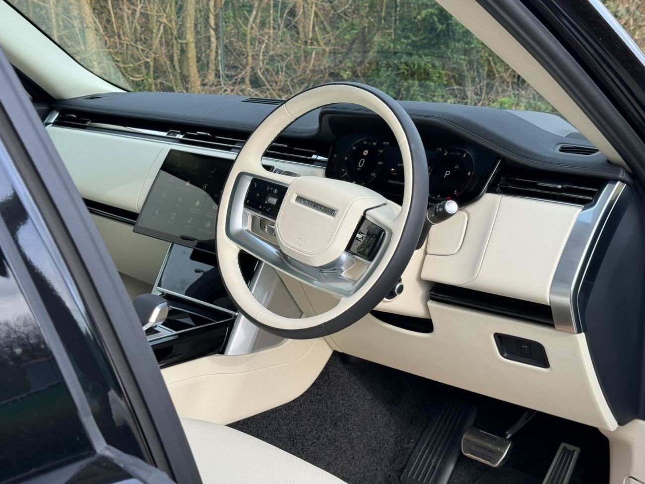 Land Rover Range Rover Range Rover HSE D300 SWB RIGHT HAND DRIVE