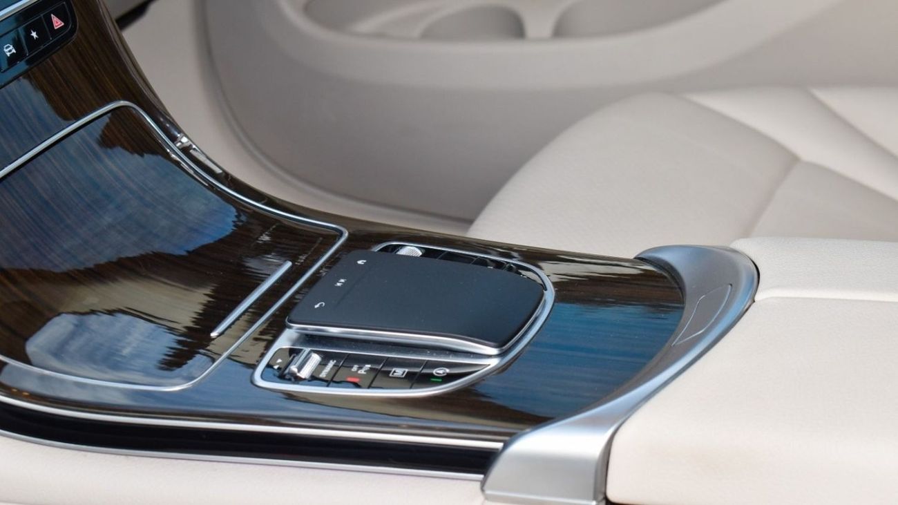 Mercedes-Benz GLC 300 4MATIC Mercedes GLC300 AMG / 2022 / USA