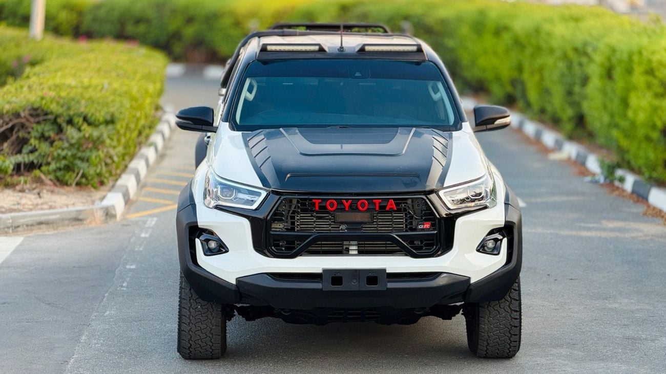 Toyota Hilux GR kitt installed