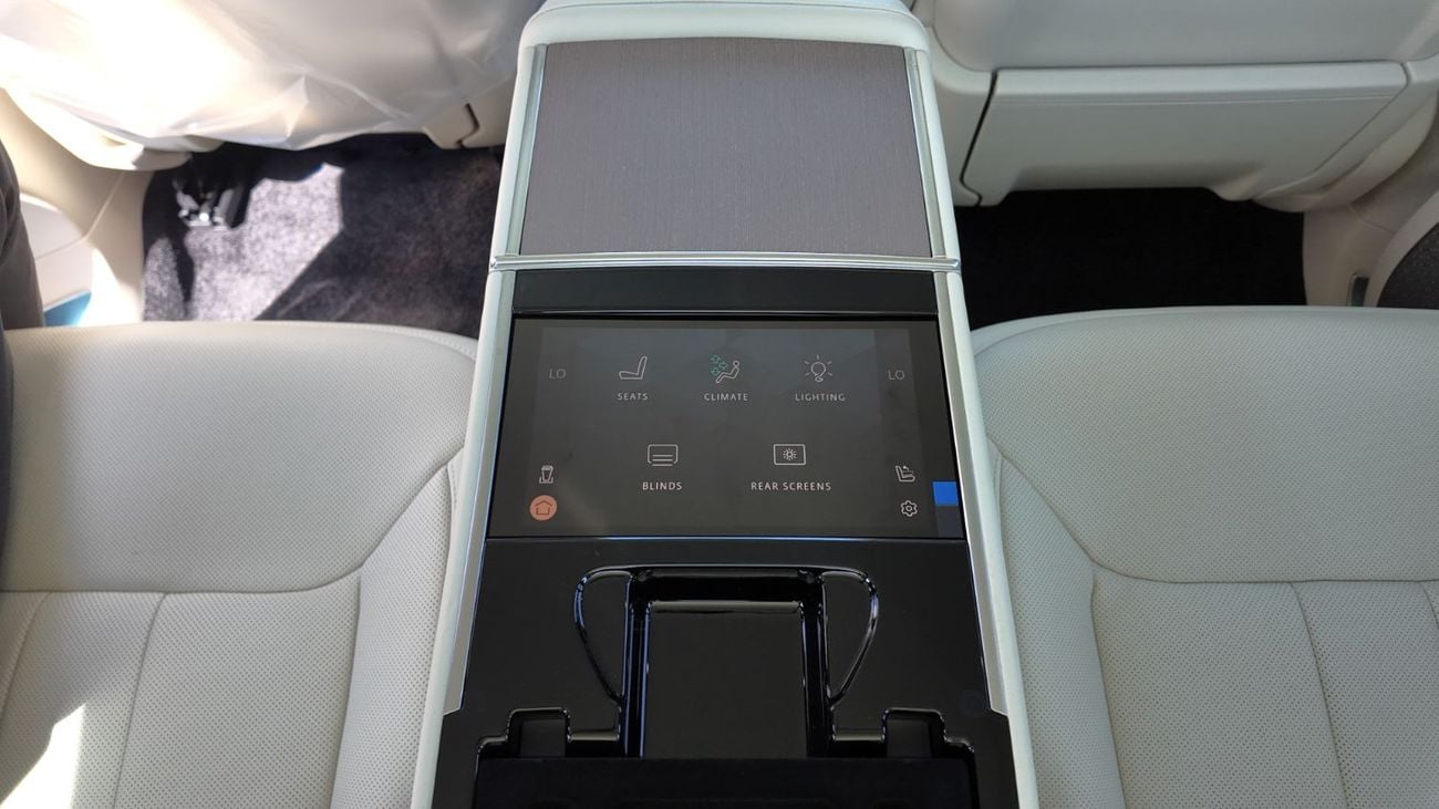 لاند روفر رينج روفر RANGE ROVER AUTOBIOGRAPHY P530