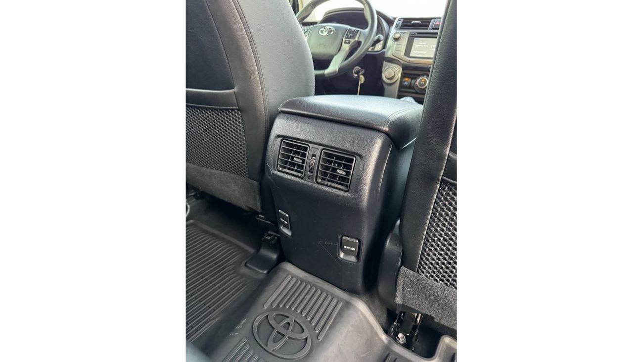 Toyota 4Runner 2019 SR5 PREMIUM SUNROOF 4x4 FULL OPTION US SPEC