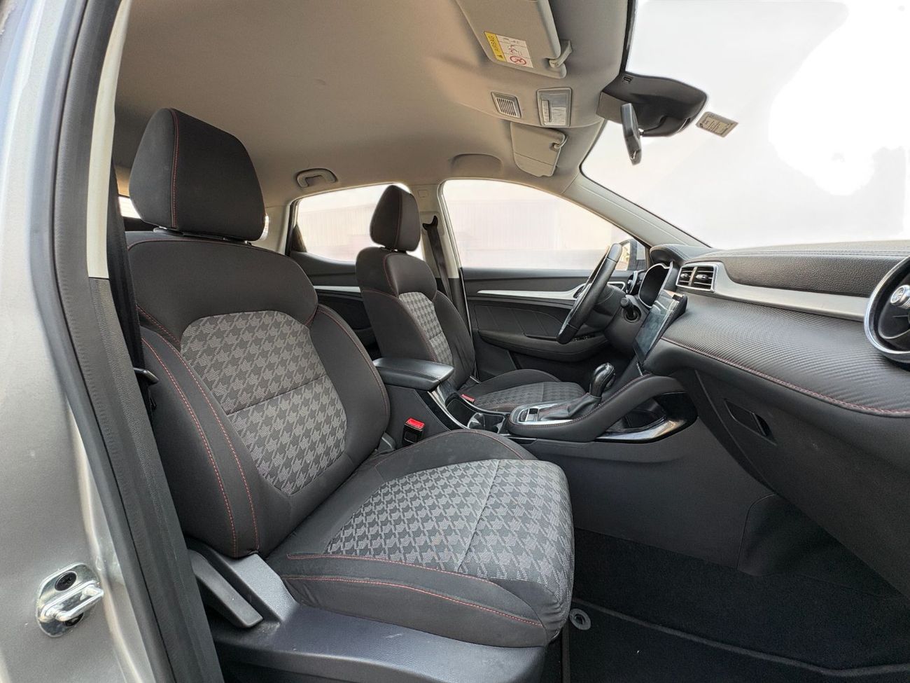 MG ZS ZS | 2023 | GCC SPECS | SILVER EXTERIOR | AED 799 per month