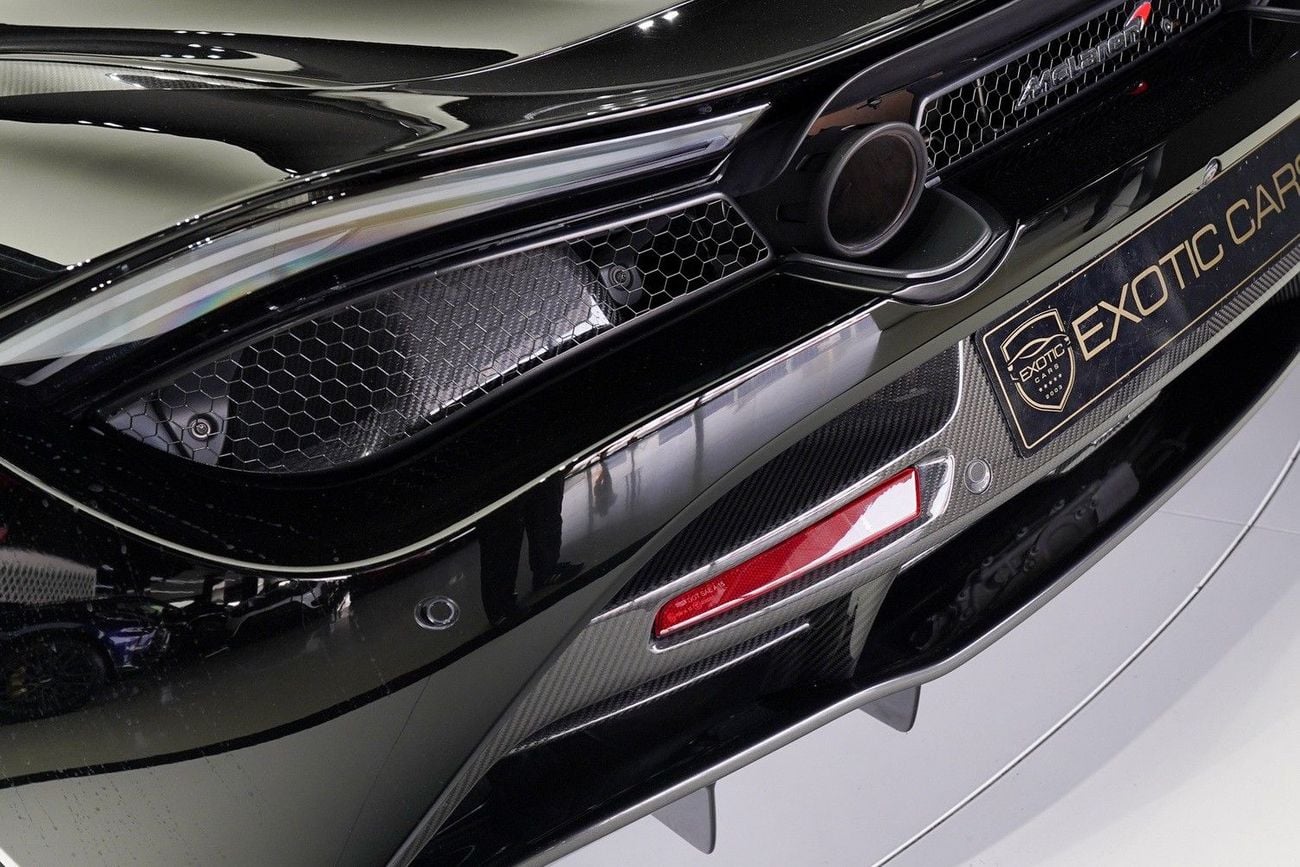 مكلارين 720S PERFORMANCE
