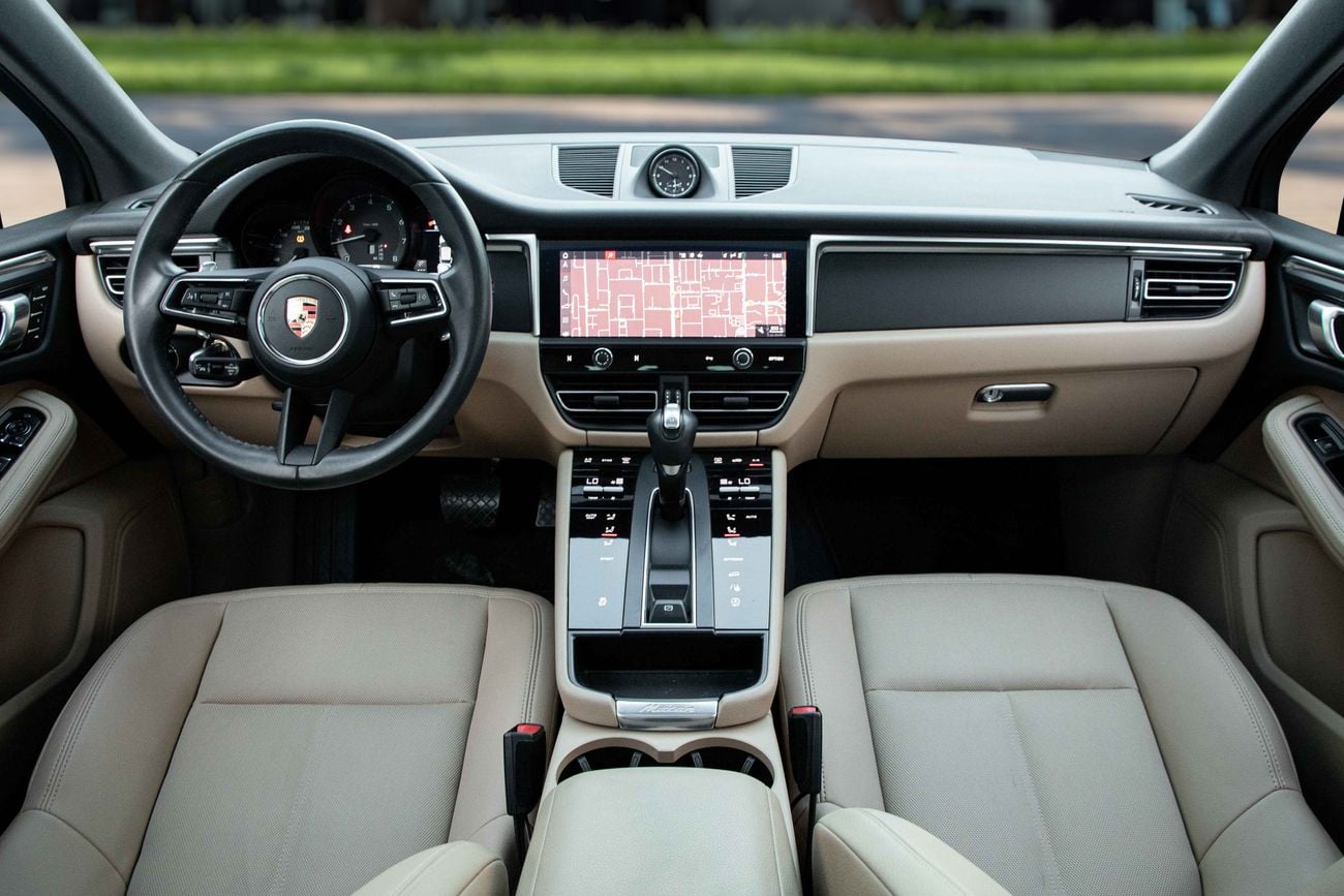 Porsche Macan STD Macan Base | 4,407 P.M | 0% Downpayment | Perfect Condition!