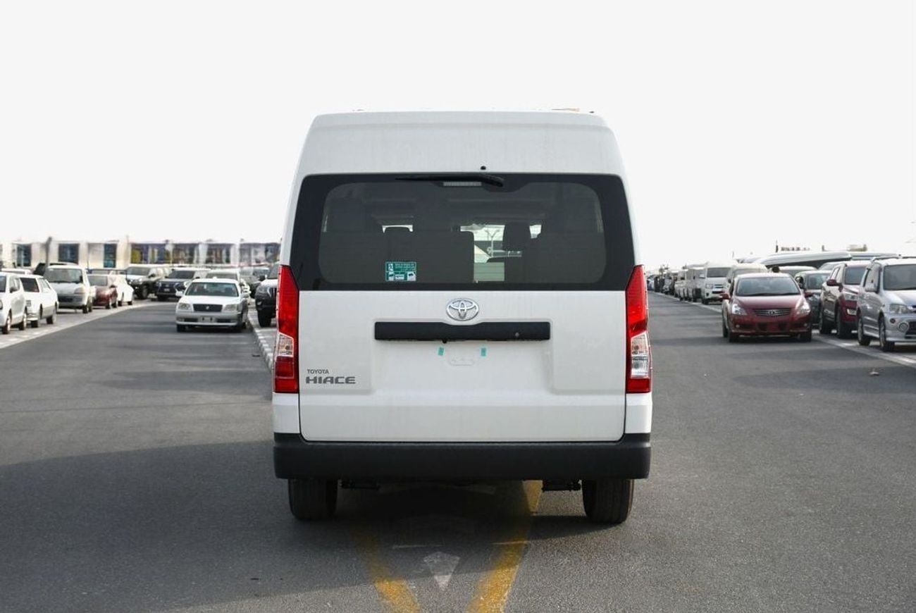 تويوتا هاياس HiAce 3.5L Manaul Petrol