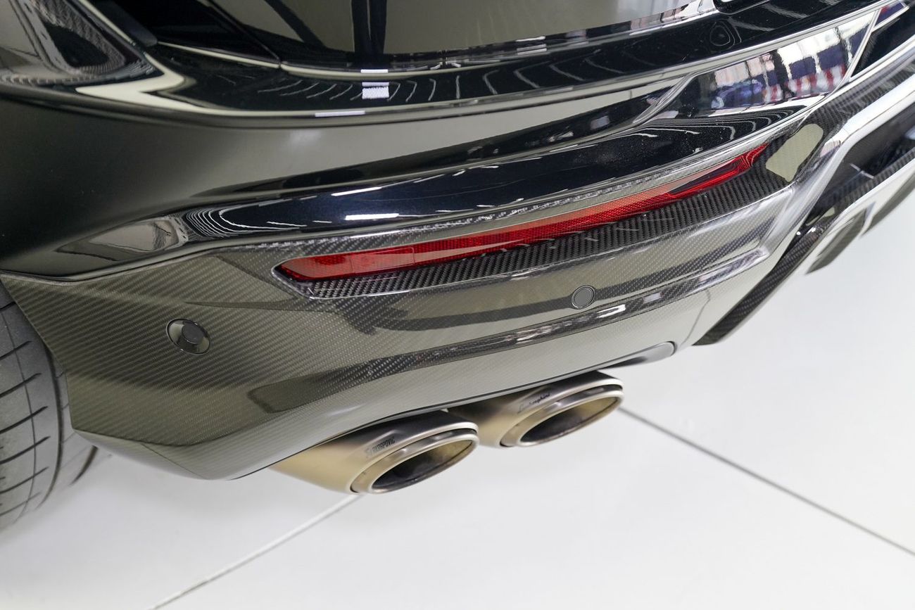 لامبورغيني اوروس 4.0T V8 Performante