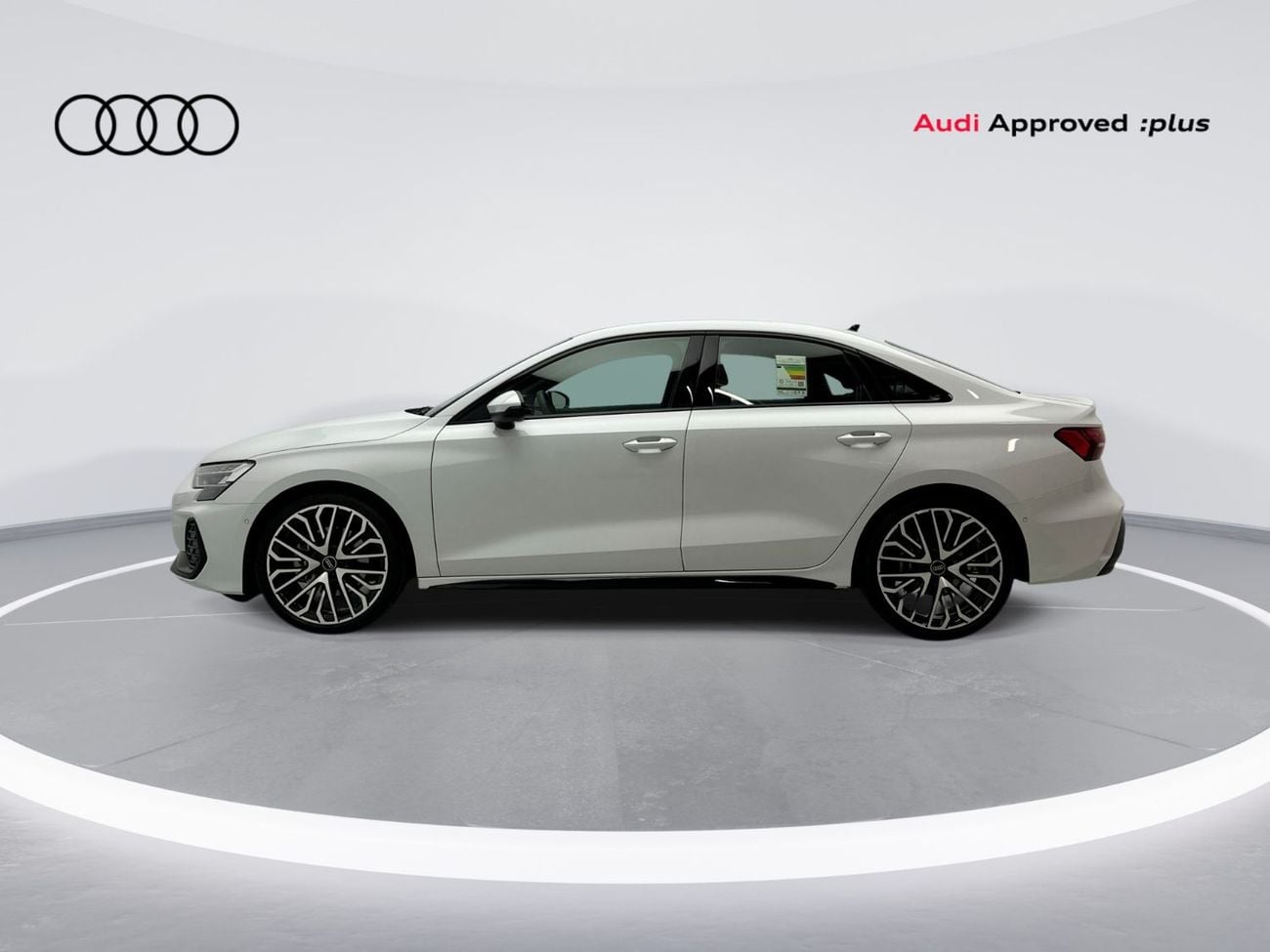 أودي A3 35 TFSI S Line 1.4L A3 Sedan S line 35 TFSI 150hp (Ref# 43551)
