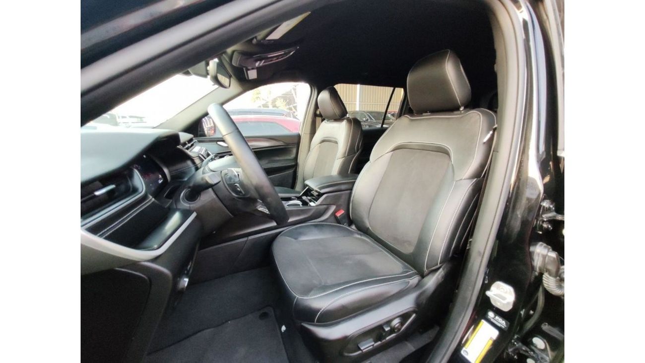 Jeep Grand Cherokee L Limited Warranty one year