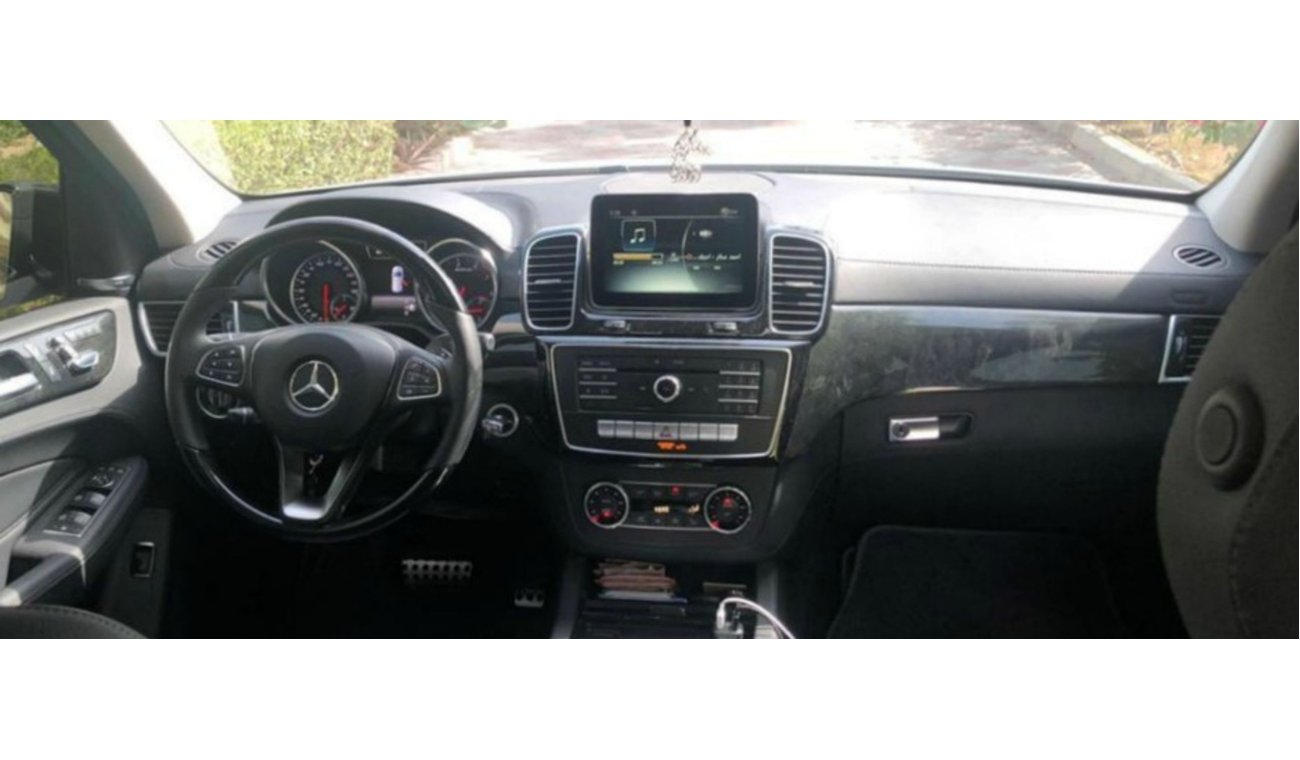 مرسيدس بنز GLE 43 AMG EXCELLENT CONDITION