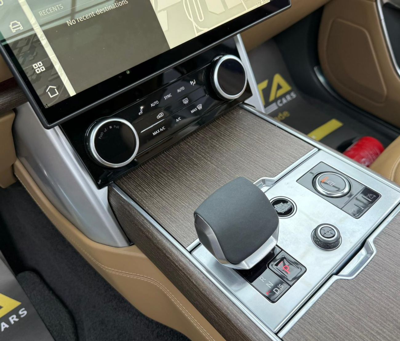 لاند روفر رينج روفر HSE P530 4.4L 2023 Range Rover HSE P530 ,Al Tayer Warranty+Service Contract+Full Service History ,GC