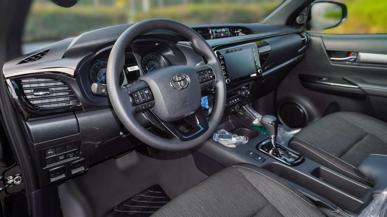 تويوتا هيلوكس NEW TOYOTA HILUX 4.0L PETROL 4WD D/CAB – ADV (2025 MODEL)