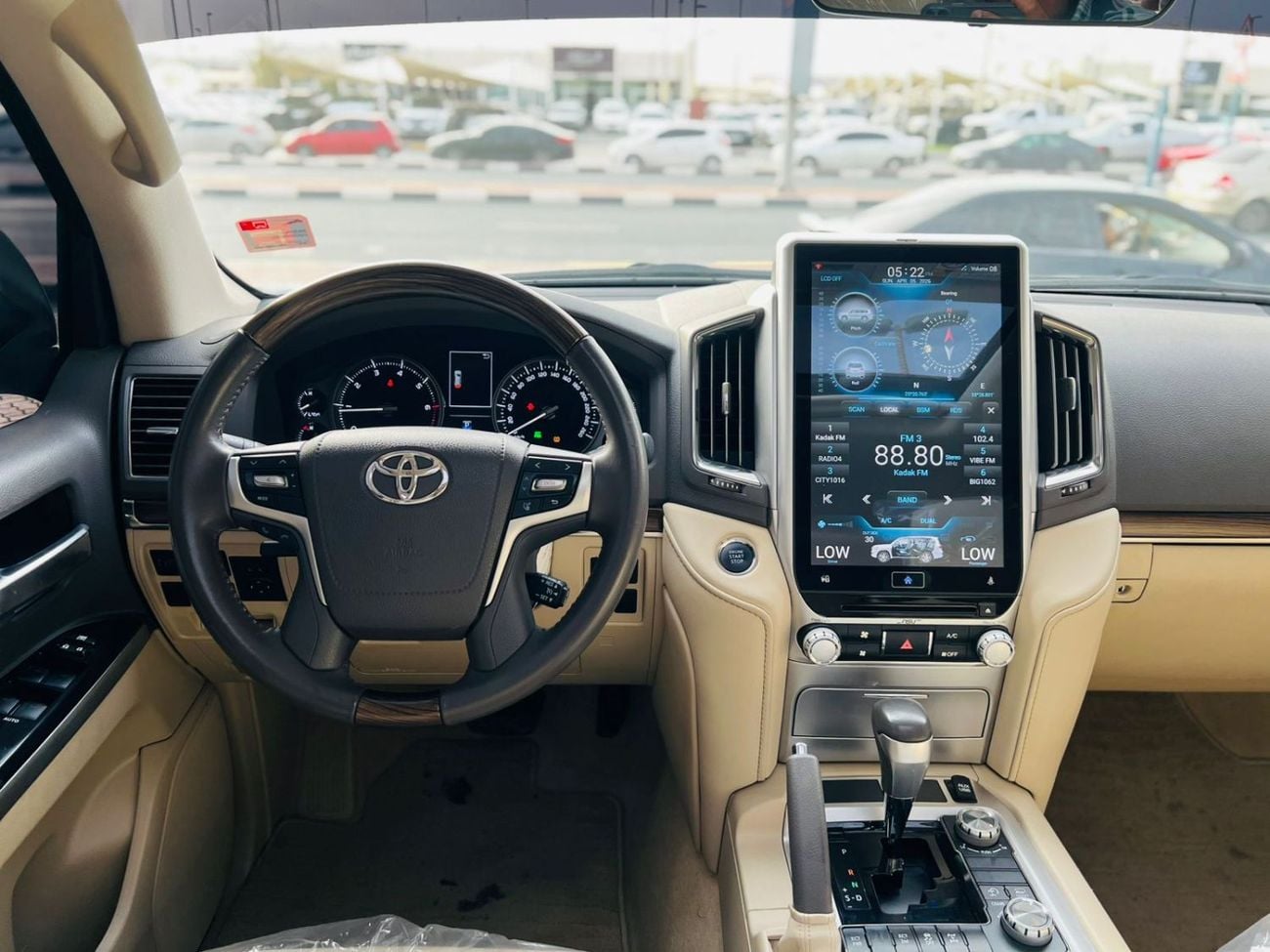 تويوتا لاند كروزر GXR 5.7/V8