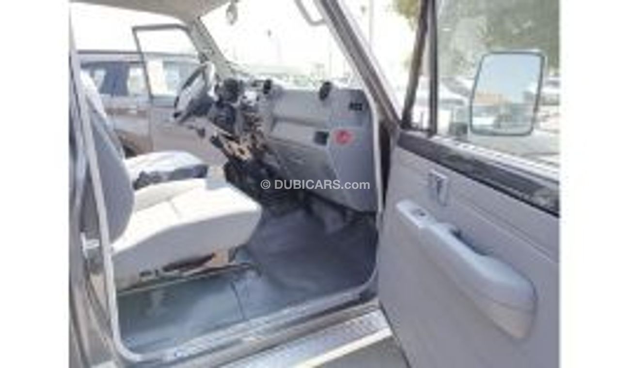 Toyota Land Cruiser 70 4.0L 3 Doors 2021