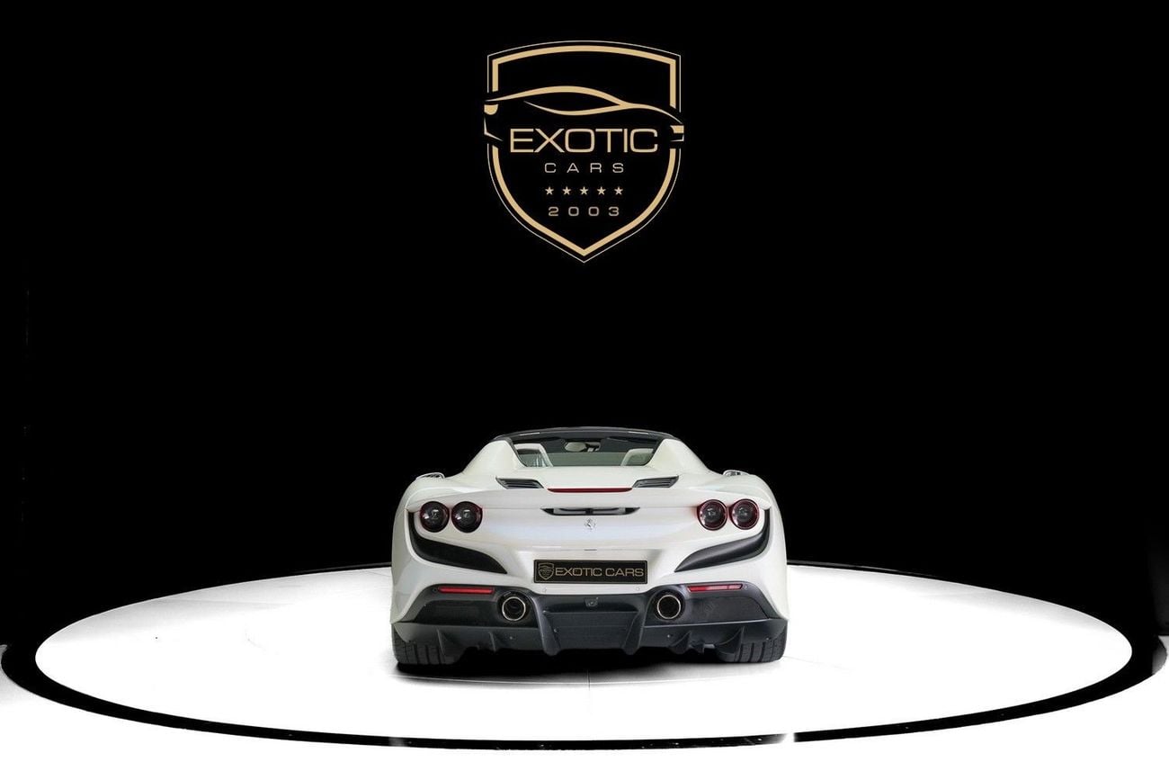 Ferrari F8 Spider STD
